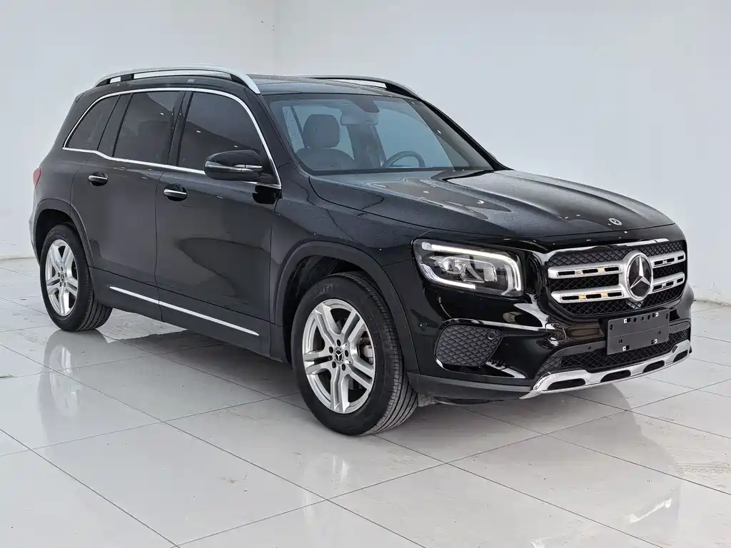 Mercedes-Benz GLB — фото 3