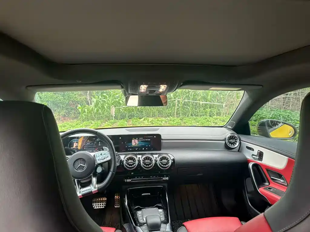 Mercedes-Benz CLA AMG — фото 8