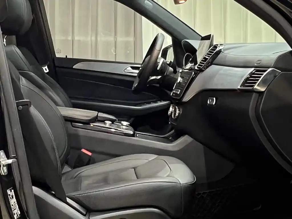 Mercedes-Benz GLE AMG — фото 20