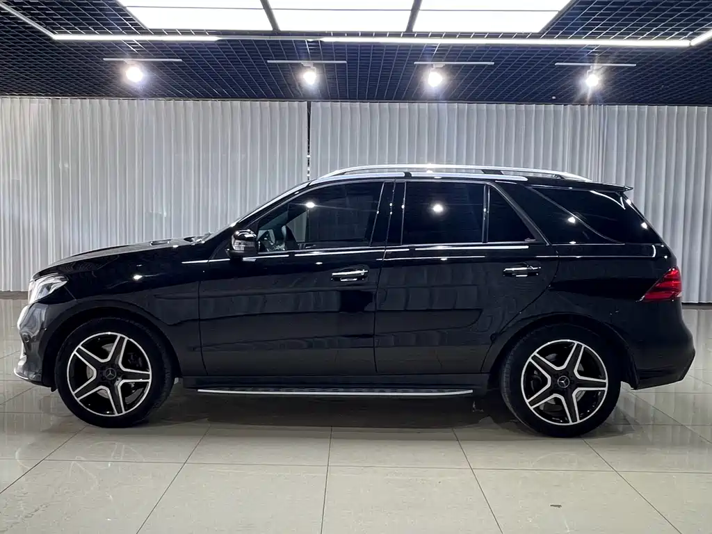 Mercedes-Benz GLE AMG — фото 3