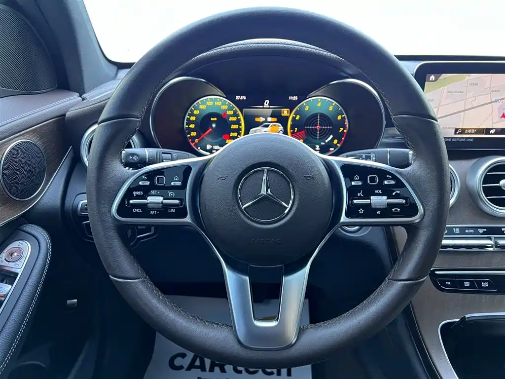 Mercedes-Benz GLC — фото 11