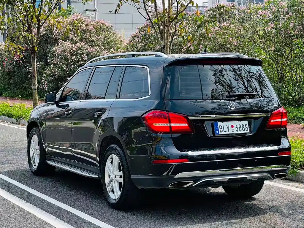 Mercedes-Benz GLS — фото 5