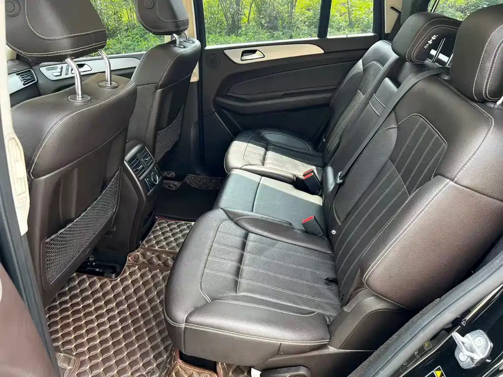 Mercedes-Benz GLS — фото 9