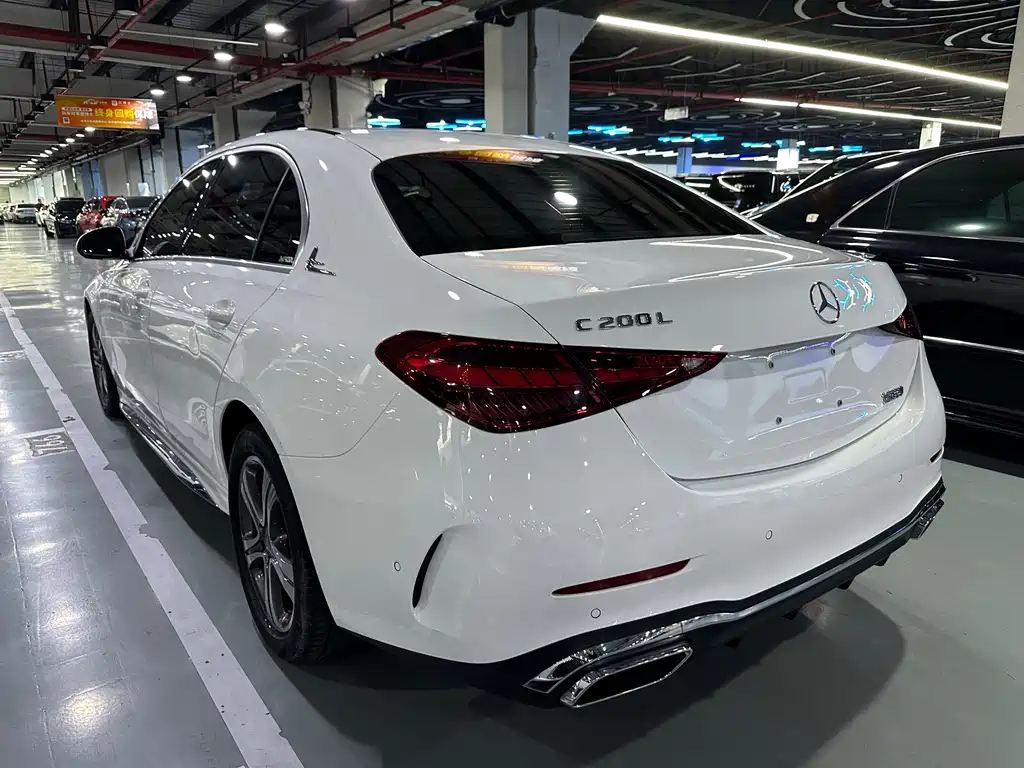 Mercedes-Benz C-Class — фото 14