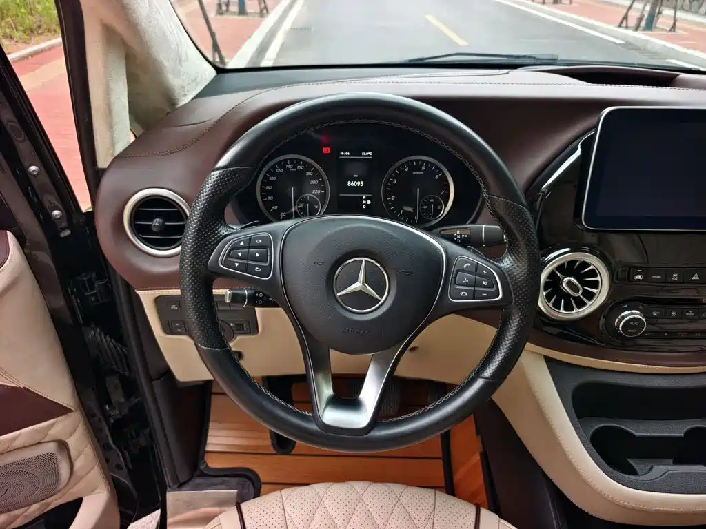 Mercedes-Benz Vito — фото 17