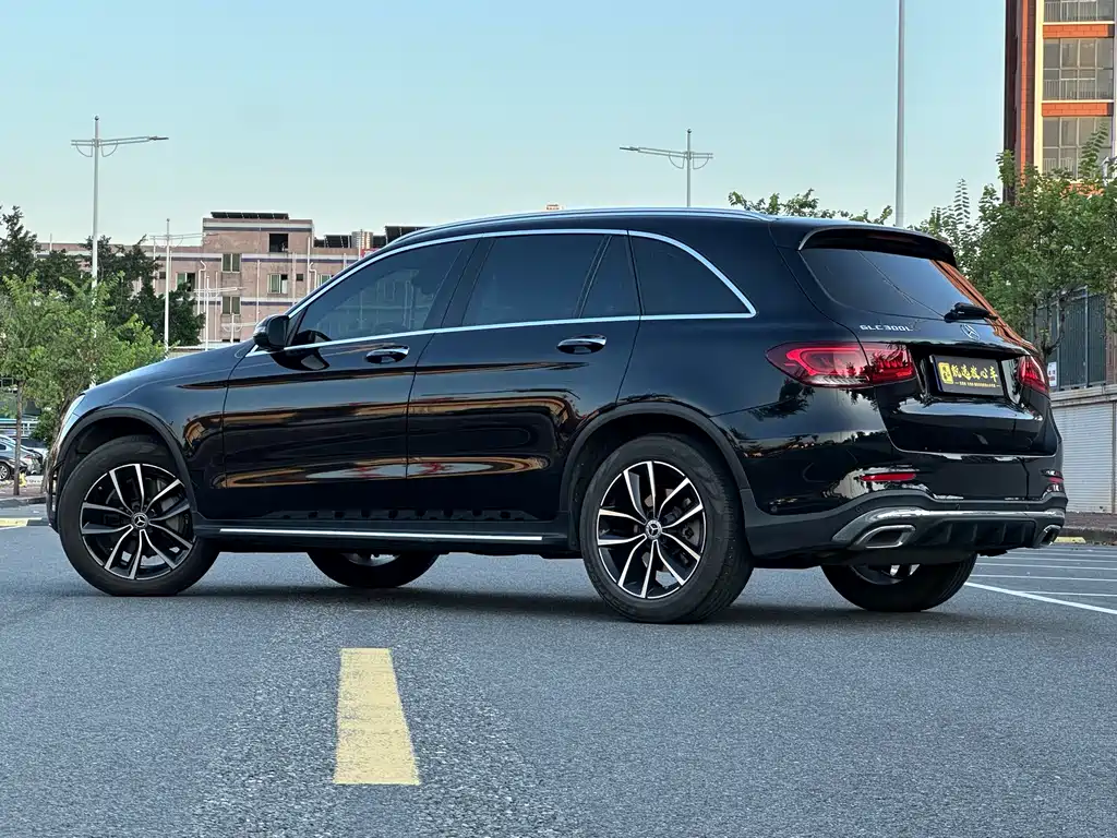 Mercedes-Benz GLC — фото 4