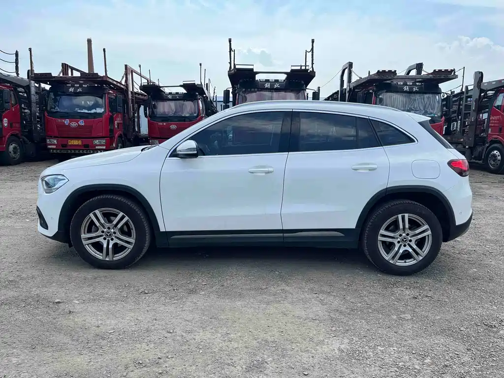 Mercedes-Benz GLA — фото 3