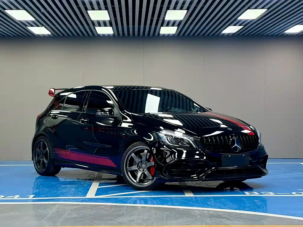 Mercedes-Benz A-Class AMG (Import) — фото 3