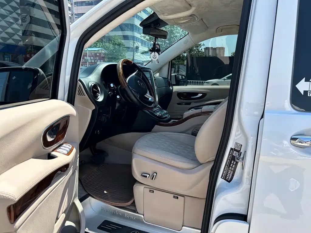 Mercedes-Benz Vito — фото 11