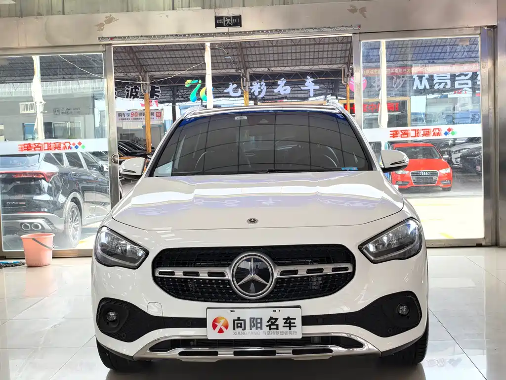 Mercedes-Benz GLA — фото 2