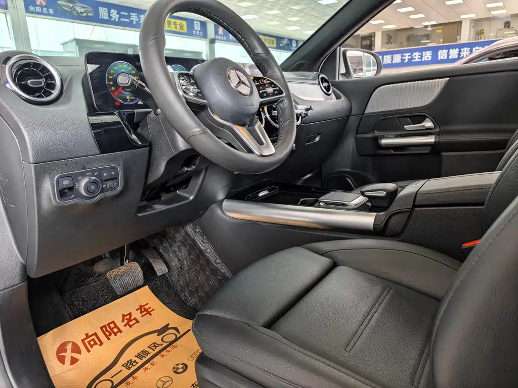 Mercedes-Benz GLA — фото 10