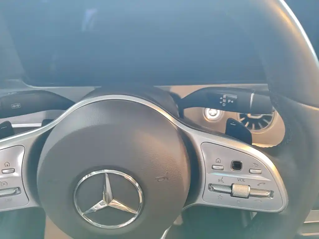 Mercedes-Benz CLS — фото 14