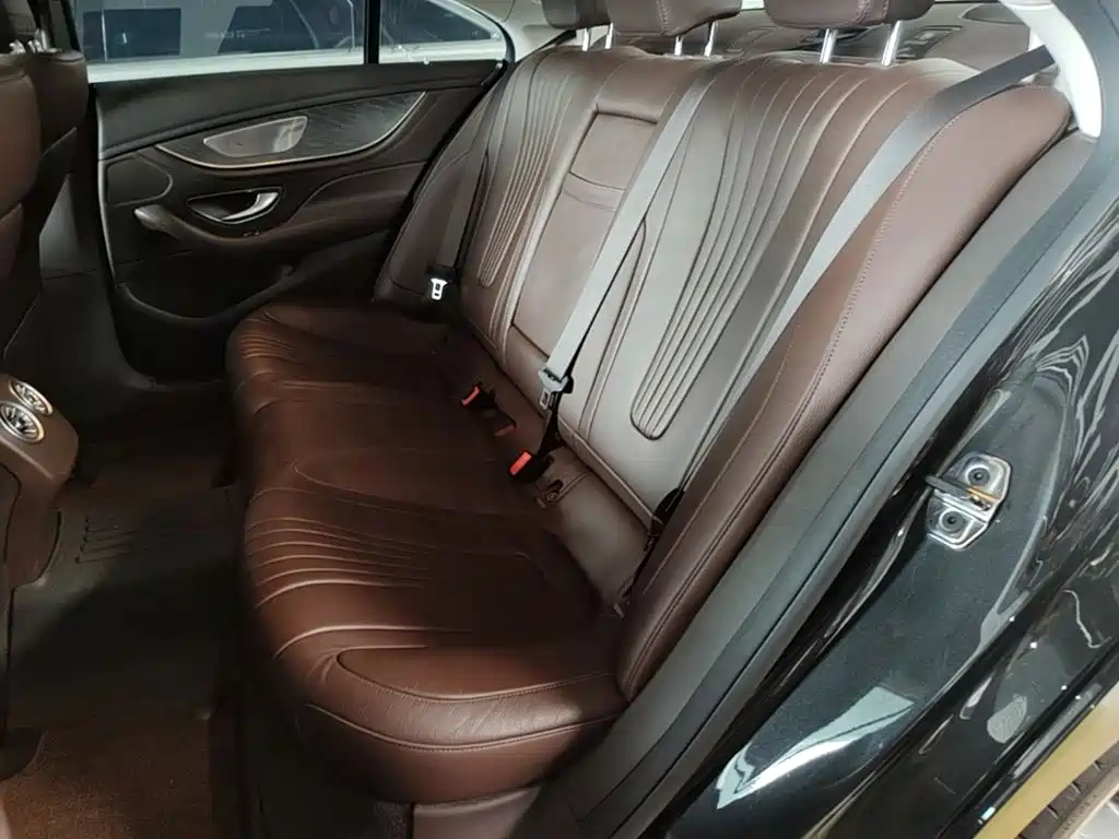 Mercedes-Benz CLS — фото 17
