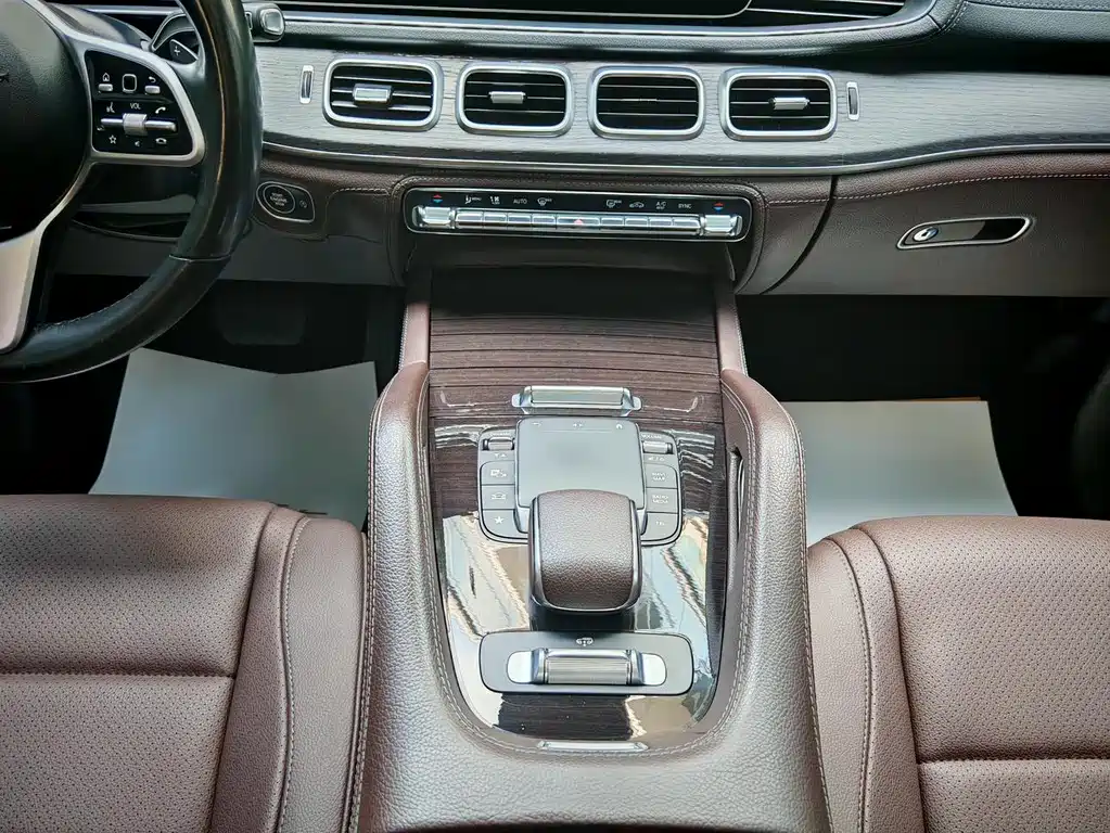 Mercedes-Benz GLS — фото 17