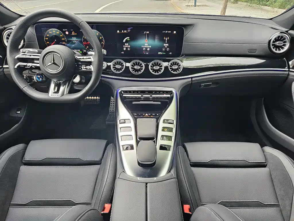 Mercedes-Benz AMG GT — фото 8