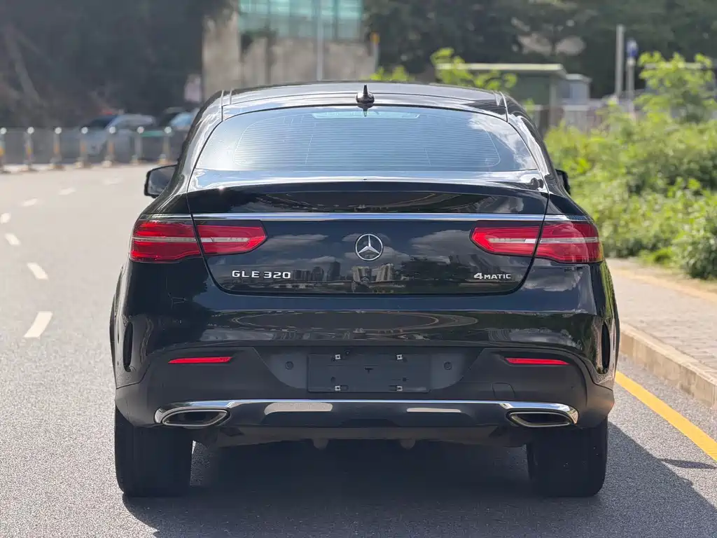 Mercedes-Benz GLE Coupe — фото 11