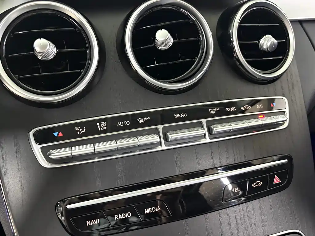Mercedes-Benz C-Class — фото 18