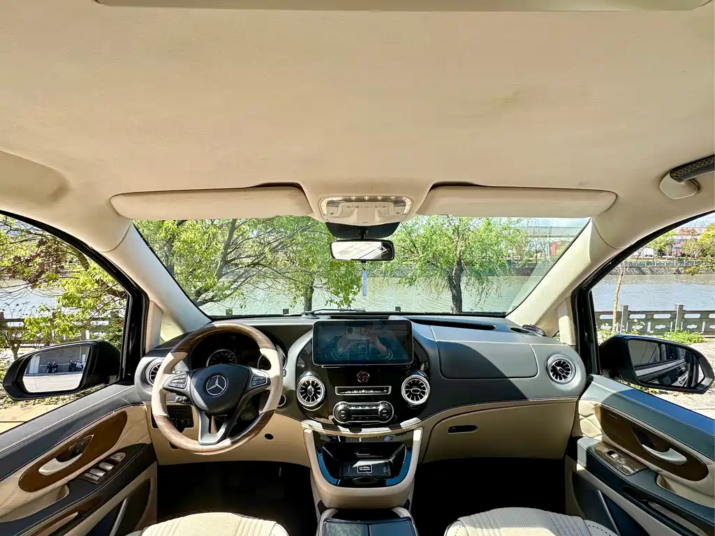 Mercedes-Benz Vito — фото 15