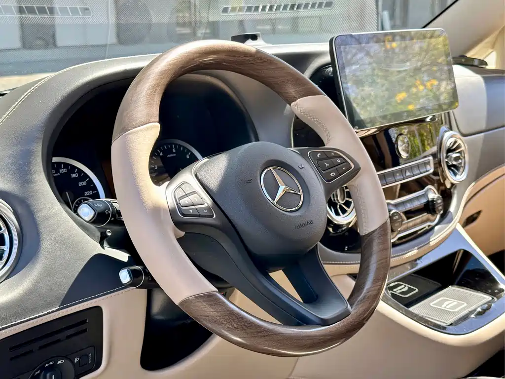 Mercedes-Benz Vito — фото 10