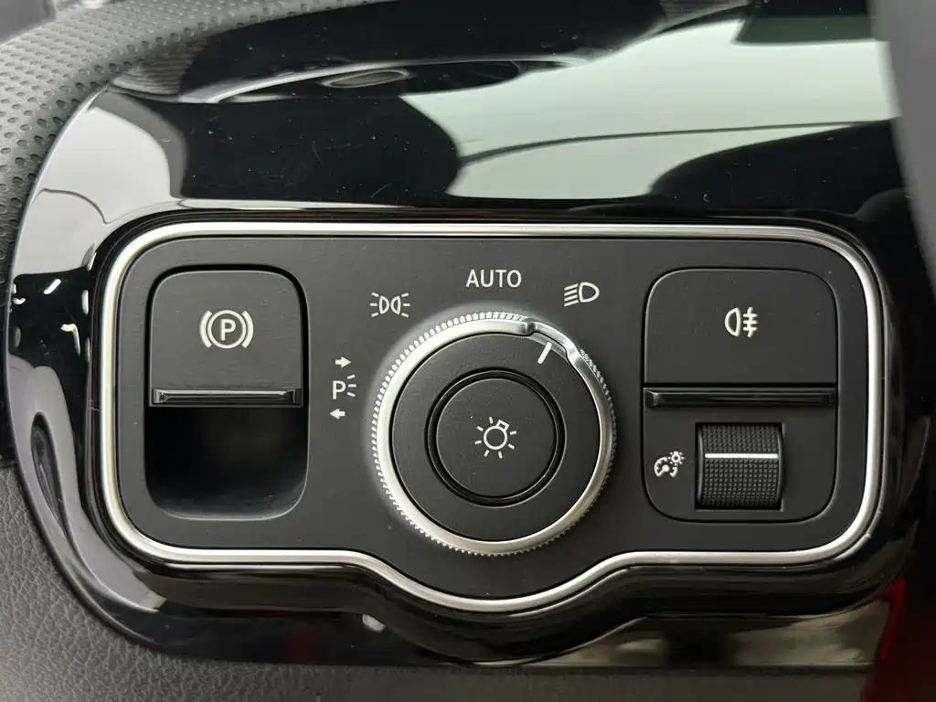 Mercedes-Benz A-Class — фото 19