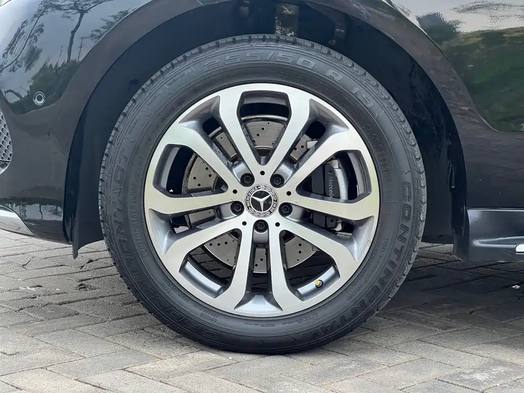 Mercedes-Benz GLE (Import) — фото 17