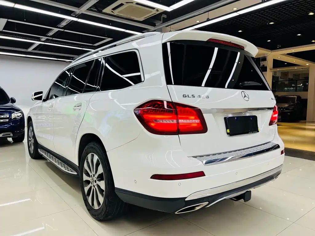 Mercedes-Benz GLS — фото 20