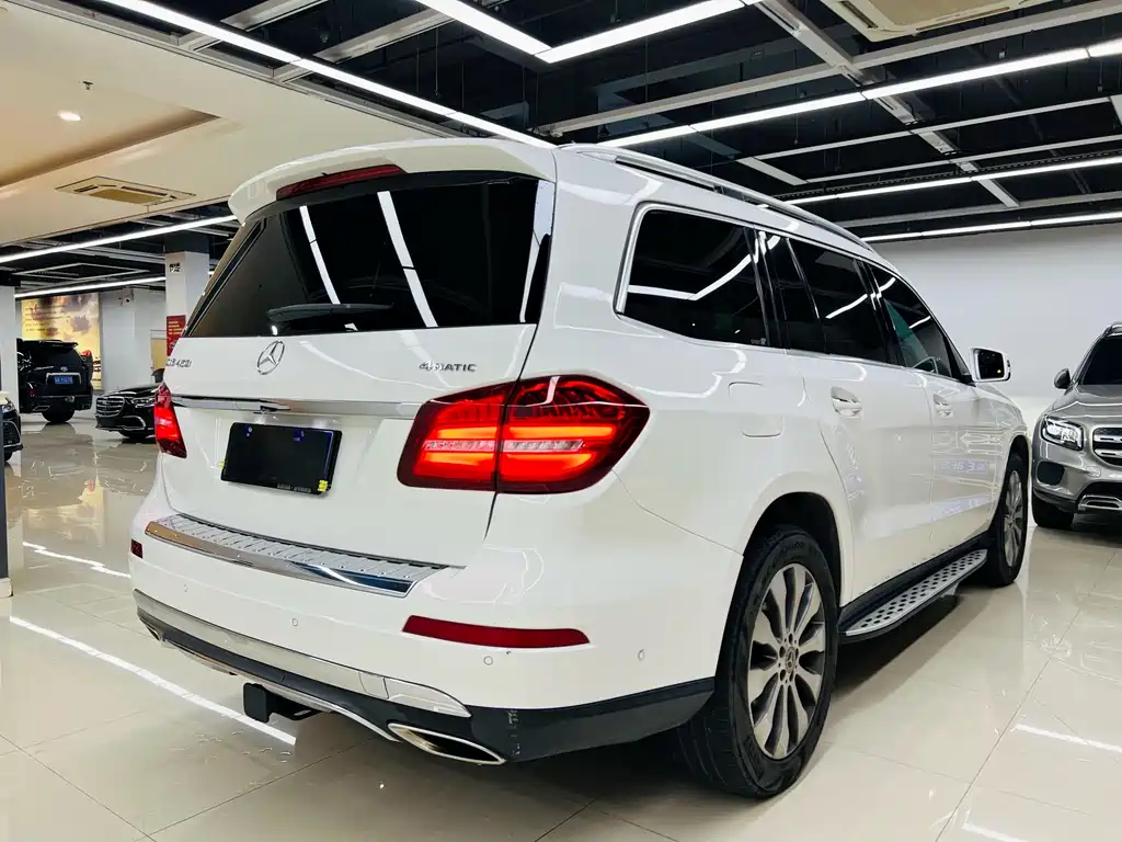 Mercedes-Benz GLS — фото 22