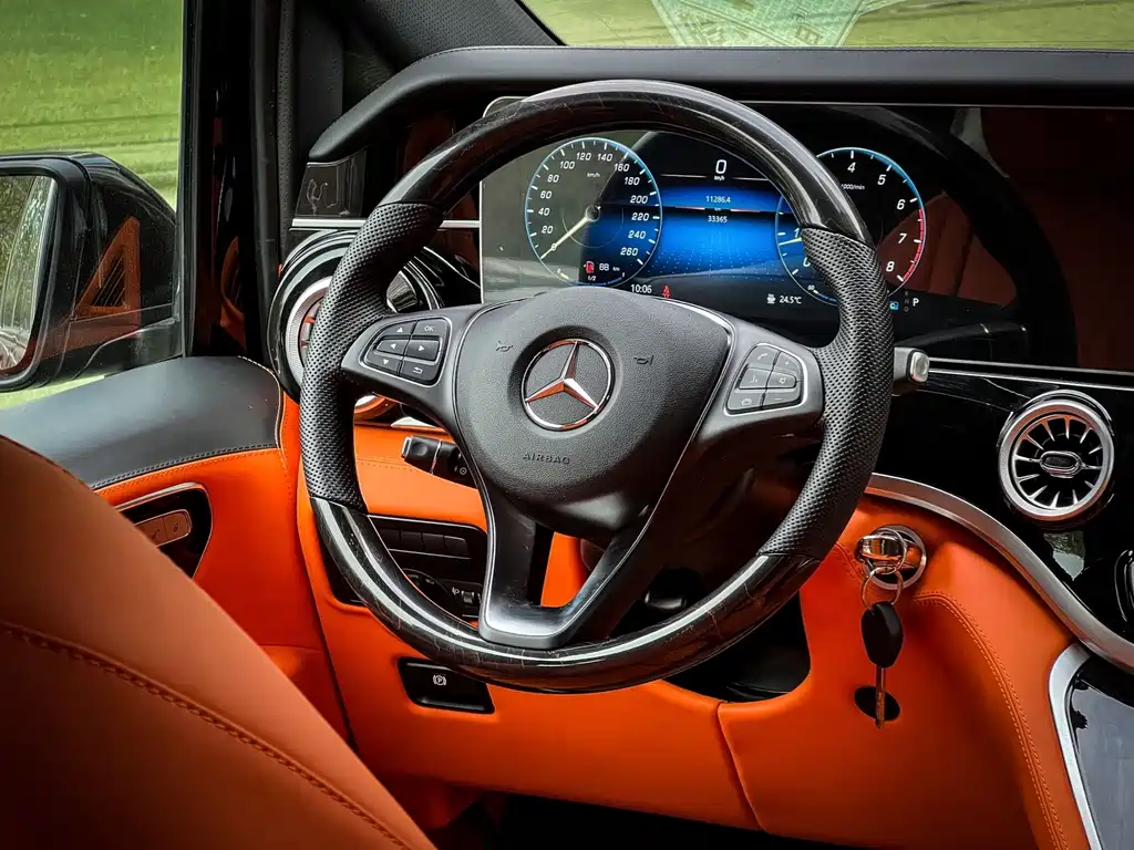 Mercedes-Benz Vito — фото 13