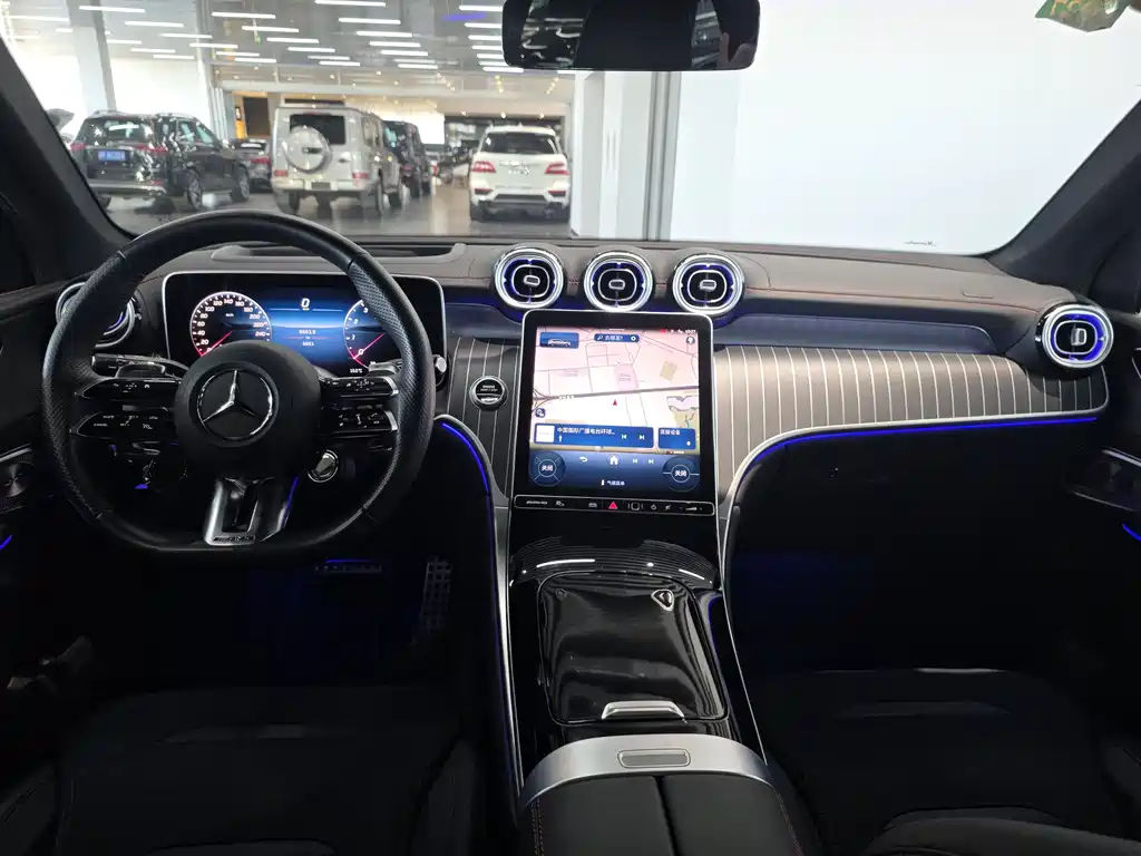 Mercedes-Benz GLC AMG — фото 8