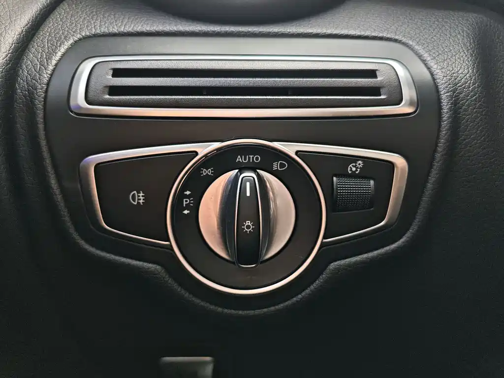 Mercedes-Benz GLC — фото 13