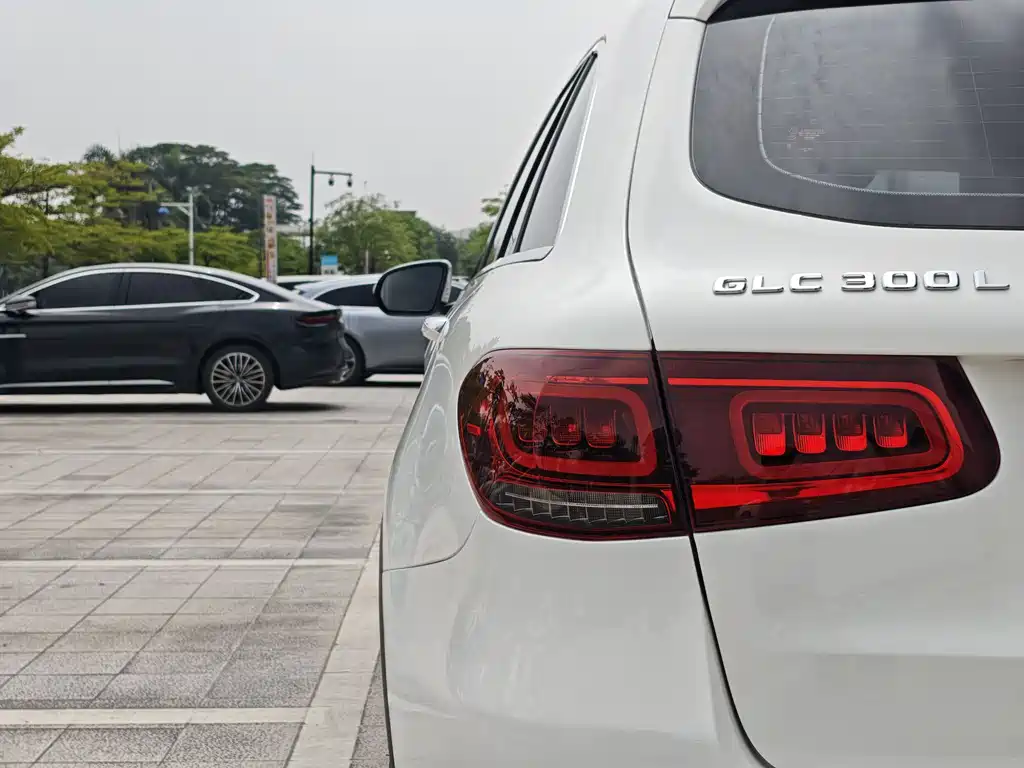 Mercedes-Benz GLC — фото 20