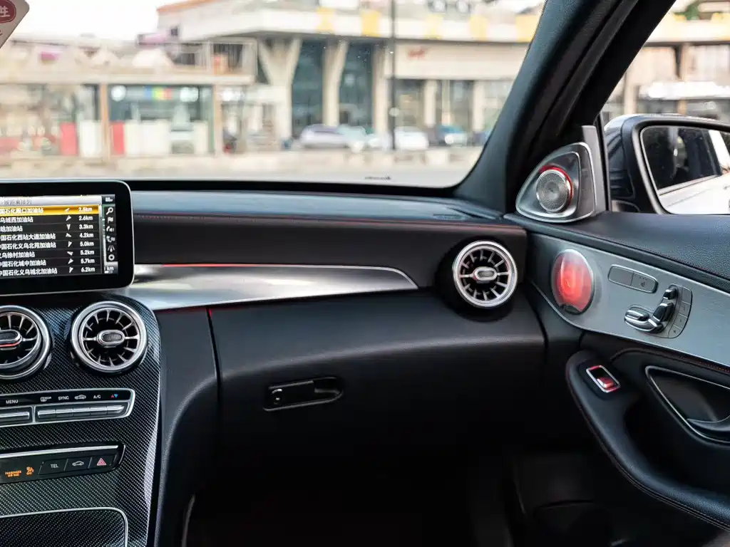 Mercedes-Benz C-Class AMG — фото 7