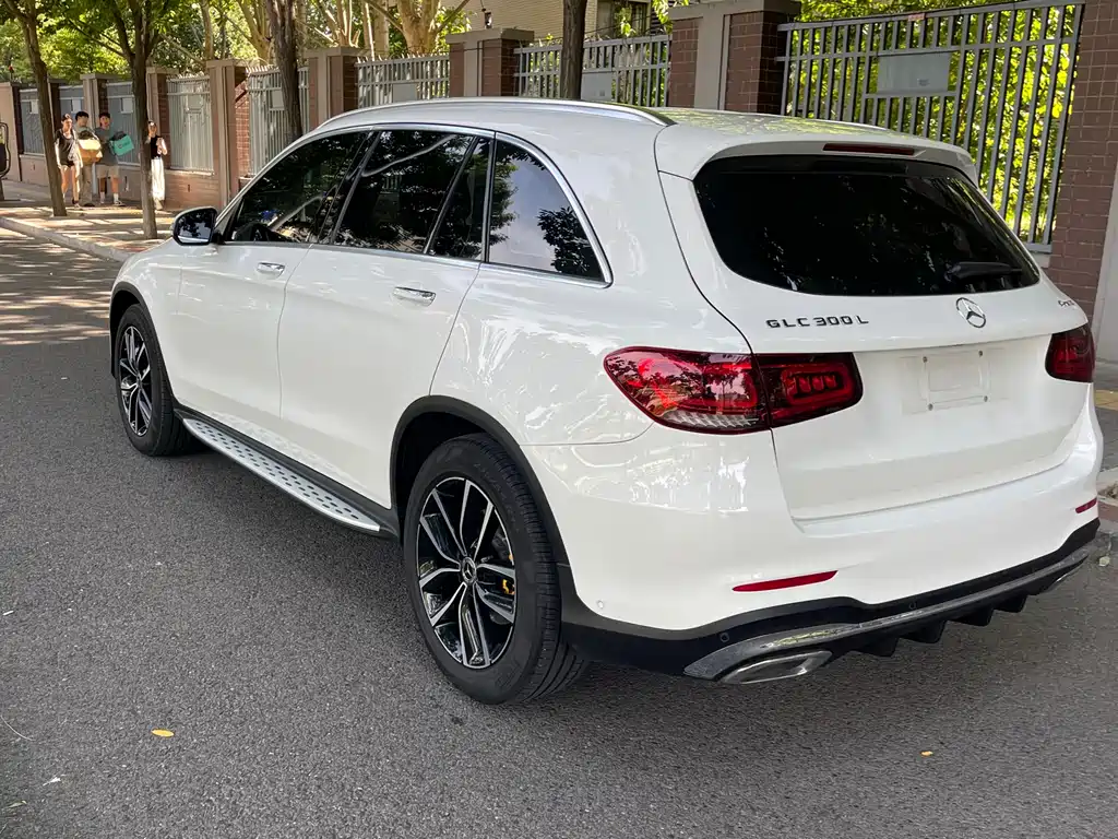 Mercedes-Benz GLC — фото 8