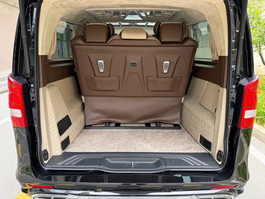 Mercedes-Benz Vito — фото 24