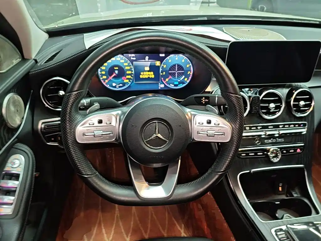 Mercedes-Benz C-Class — фото 11