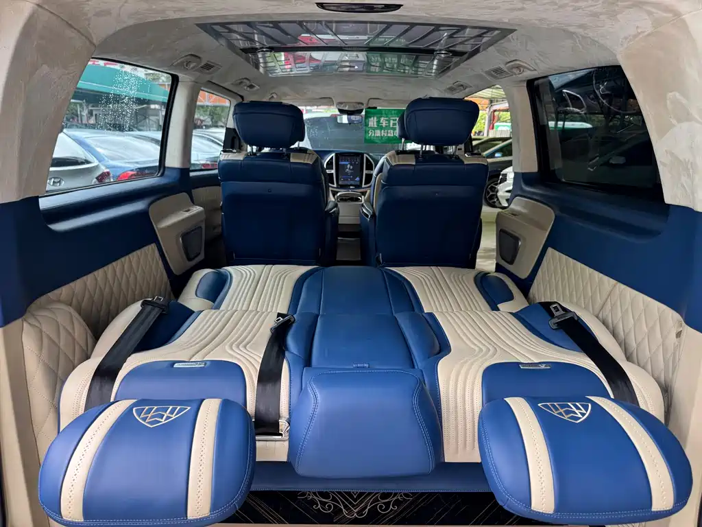 Mercedes-Benz Vito — фото 24