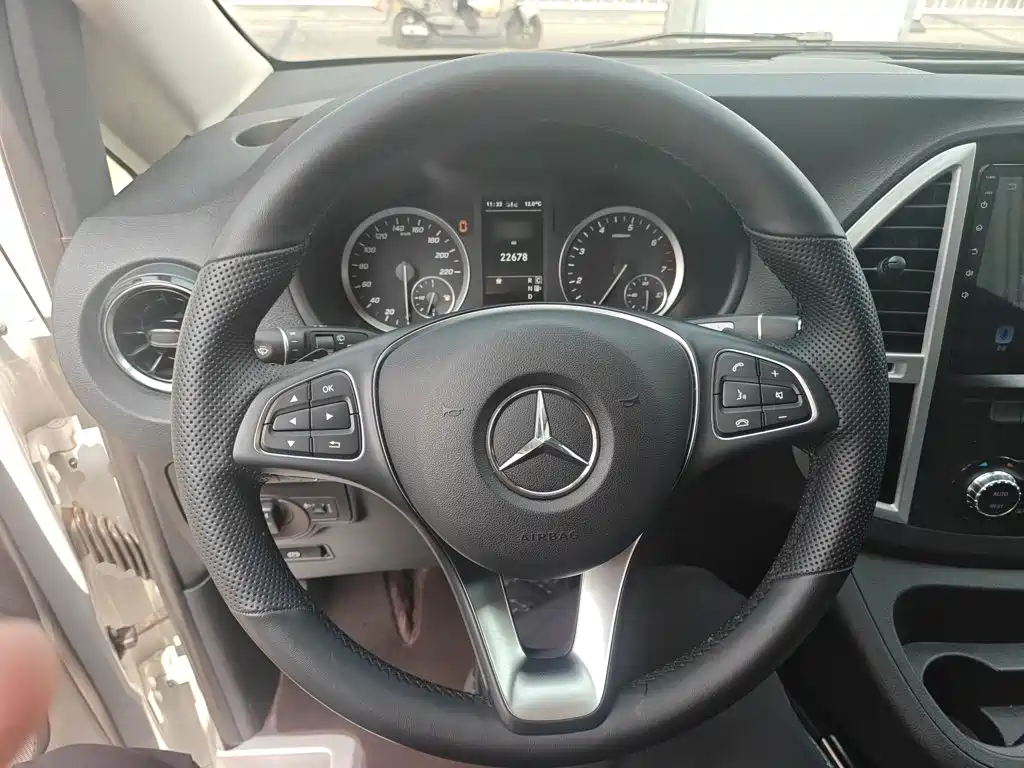 Mercedes-Benz Vito — фото 7