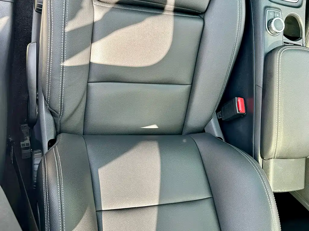 Mercedes-Benz CLA (Import) — фото 14