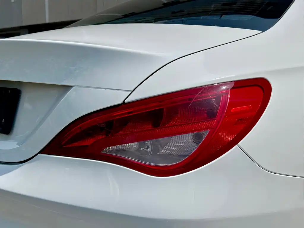 Mercedes-Benz CLA (Import) — фото 20