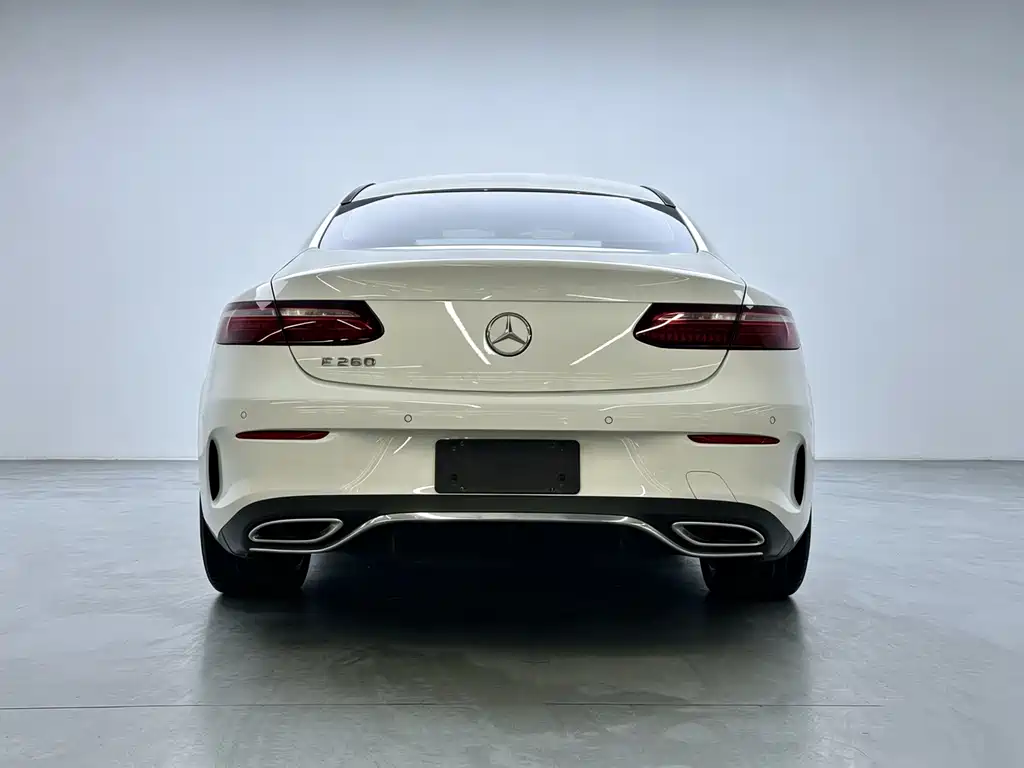 Mercedes-Benz E-Class (Import) — фото 5