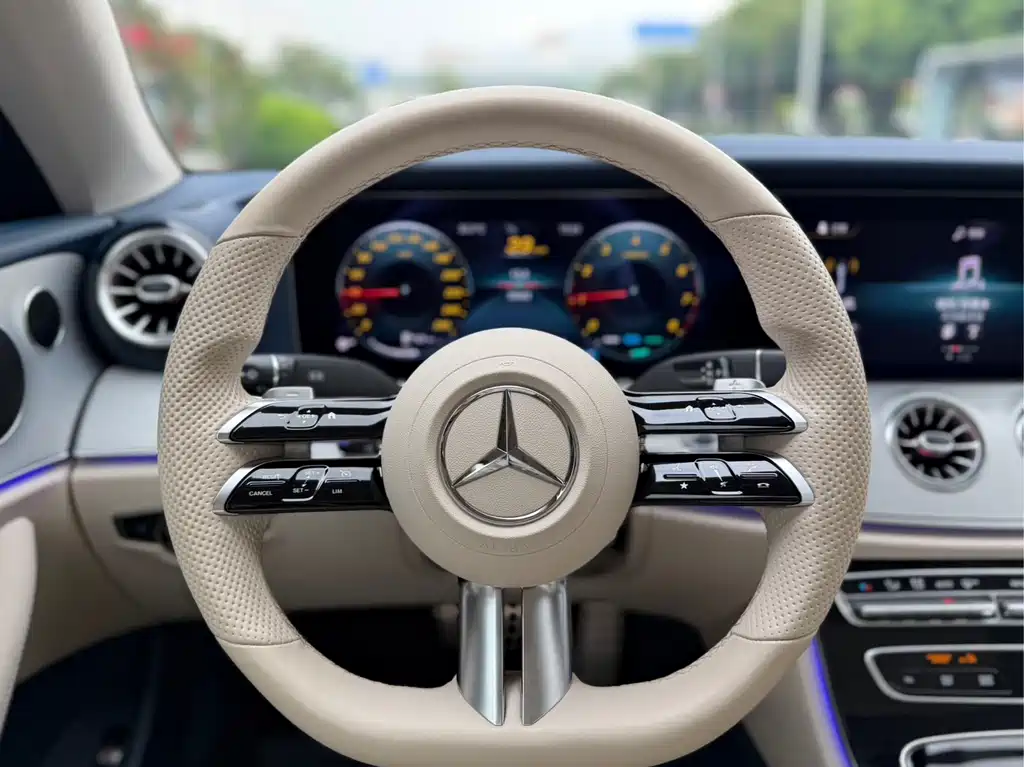 Mercedes-Benz E-Class (Import) — фото 10
