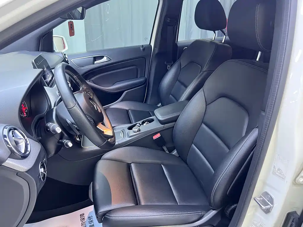 Mercedes-Benz B-Class — фото 11