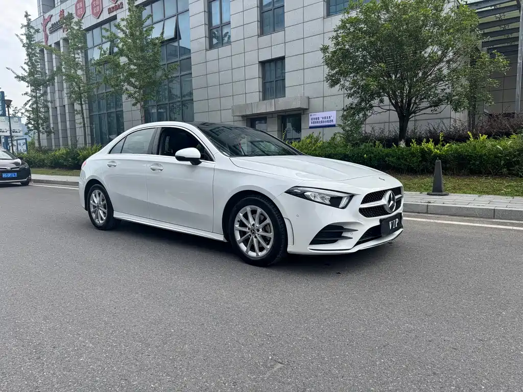 Mercedes-Benz A-Class — фото 4