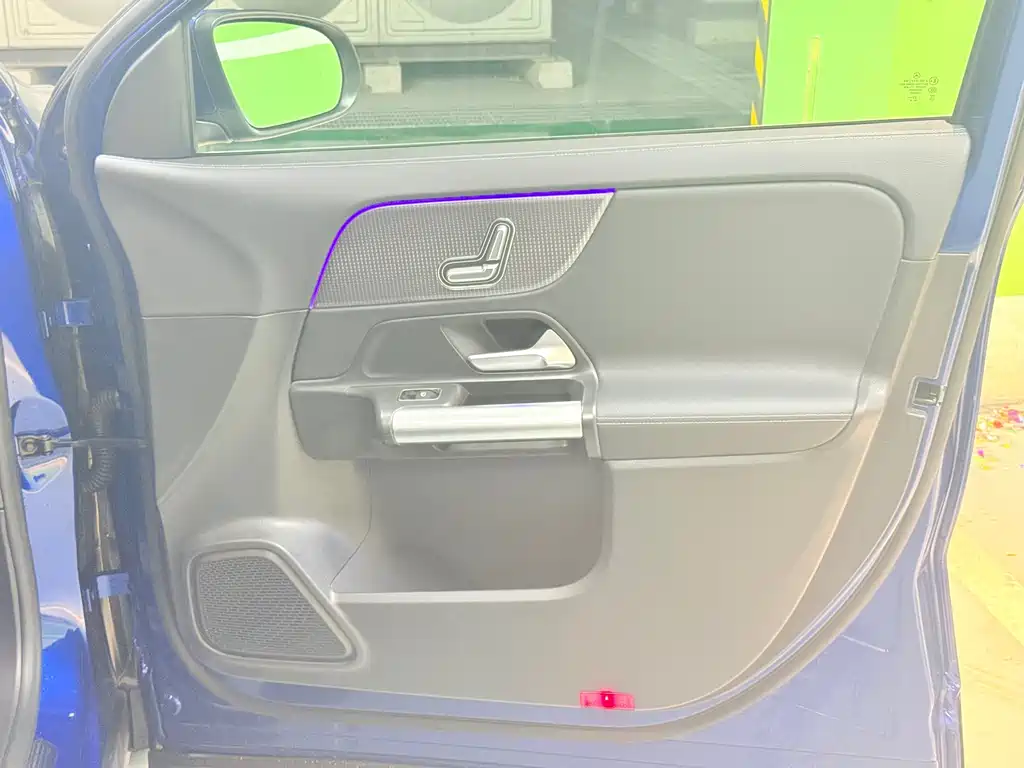 Mercedes-Benz EQA — фото 22