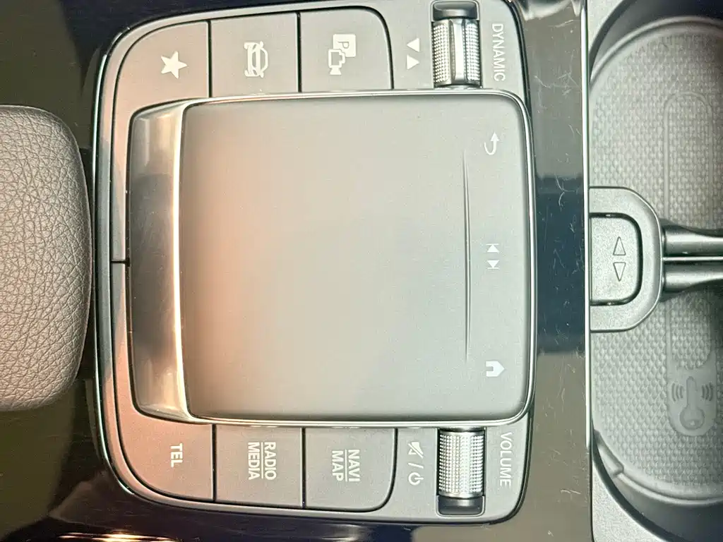 Mercedes-Benz EQA — фото 25