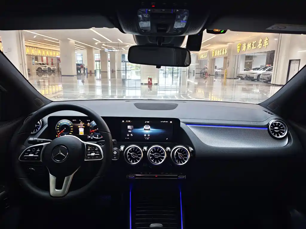 Mercedes-Benz GLA — фото 14
