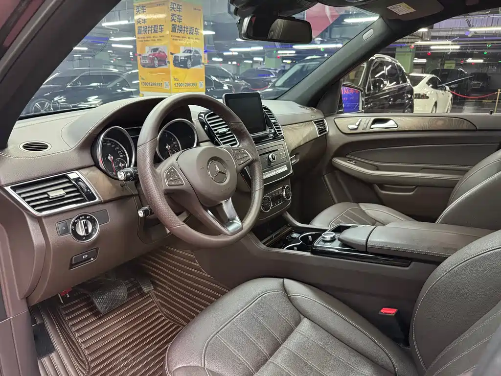 Mercedes-Benz GLE (Import) — фото 13