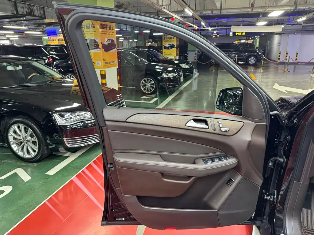 Mercedes-Benz GLE (Import) — фото 14