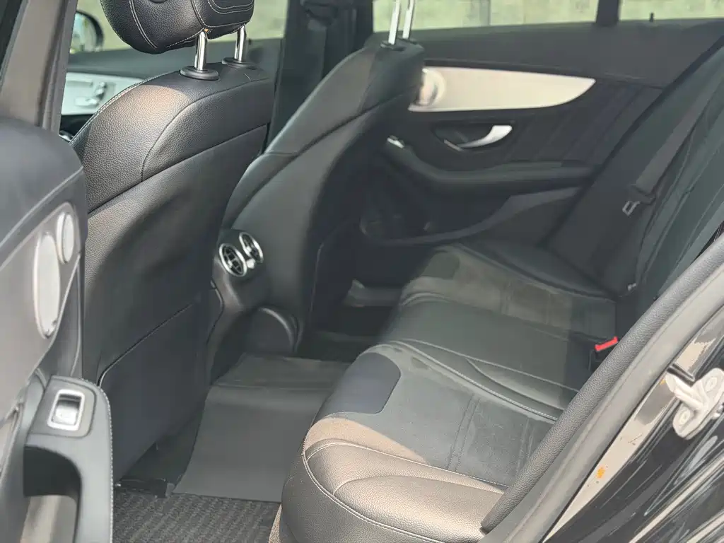 Mercedes-Benz C-Class AMG — фото 10