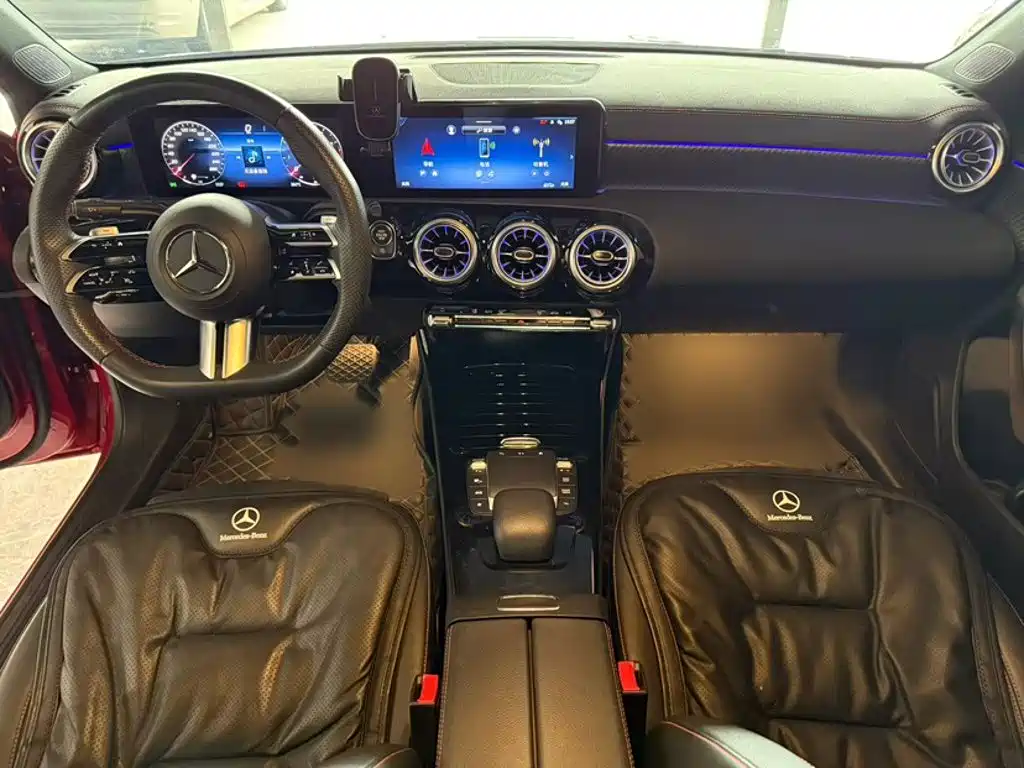 Mercedes-Benz A-Class — фото 13